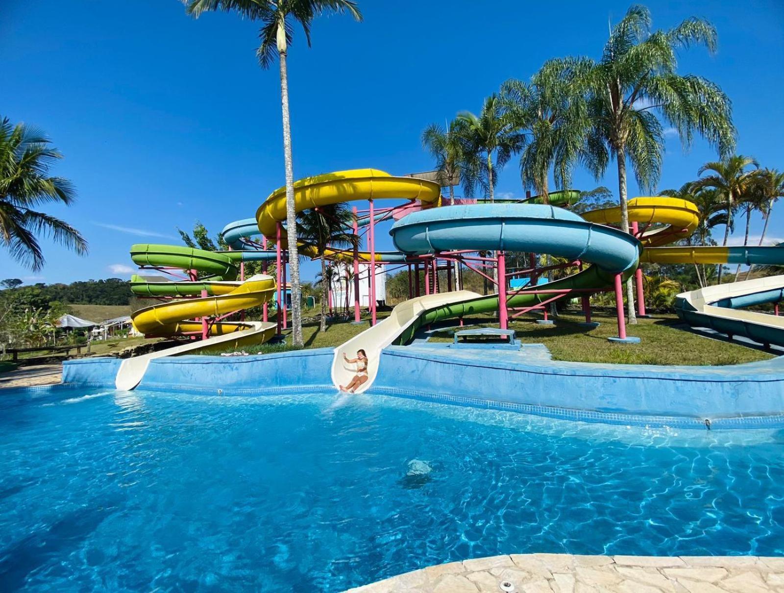 Flat Particular Adeias Das Aguas Park Resort Barra do Piraí Exteriör bild